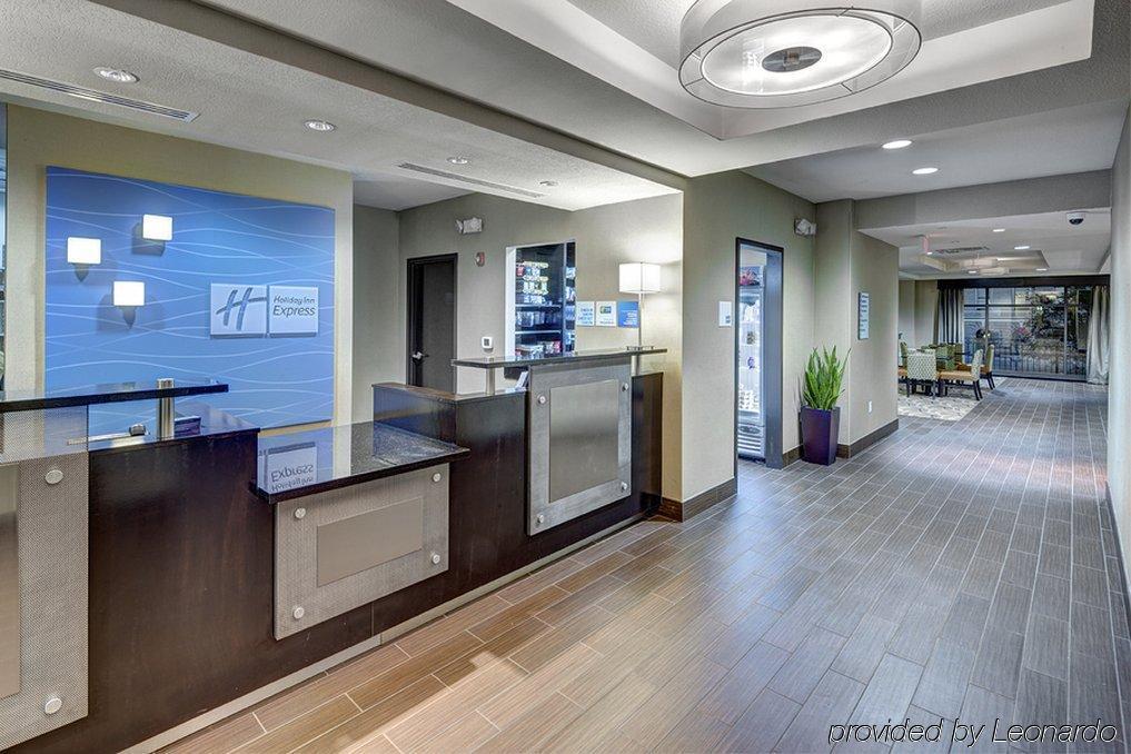 Holiday Inn Express & Suites - Kansas City Ku Medical Center, An Ihg Hotel Εσωτερικό φωτογραφία